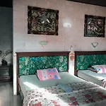 Kerti Beach Bungalow And Restaurant