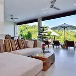 Villa Oscar