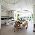 Villa**** Matahari I Bali