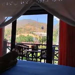 Tira Amed Homestay
