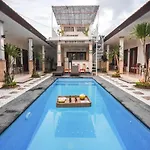 Adi Guest House
