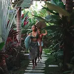 Seaside Tribe - Boutique Surf Stay & Retreat