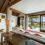 Villa Kavya - 8-Minute Walk From Berawa Beach