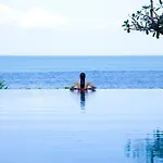 Sound Of The Sea Villa