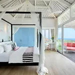 Hidden Hills Villas