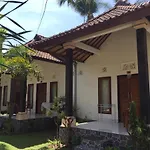 Coconut Village Guest House Lembongan Redpartner