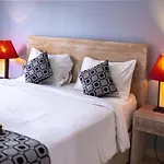 Adi Guest House