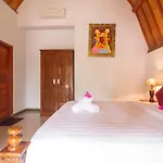 Sari Garden Cottage