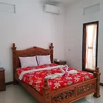 Klotok Home Stay Nusa