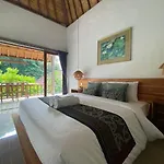 Umah Nik Kepitu