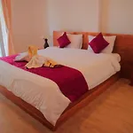 Ayu Laba Beach Villa And Resto