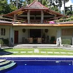 Villa Cantik Sambirenteng