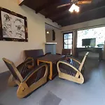 Puri Kutat Lestari