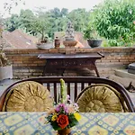 Desak Putu Putra Home Stay