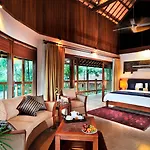 Mason Elephant Lodge