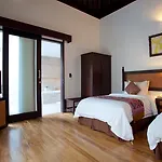 Aldeoz Grand Kancana Villa