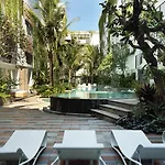The Akmani Legian