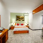 Bali Taman Beach Resort & Spa Lovina
