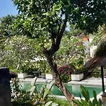 Puri Kutat Lestari