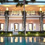 The London Residences Boutique Hotel