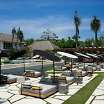 Ulu Cliffhouse