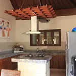 Villa Indah 2
