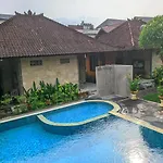 Taman Sari Cottages