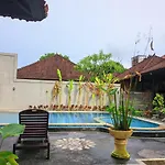 Taman Sari Cottages