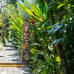 Bunut Garden Luxury Private Villa