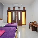 Ketapang Guesthouse Echo Beach Canggu