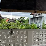Koming Guest House