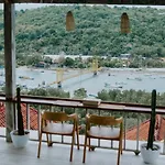 Lanussa Hill Villa
