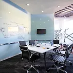Berry Biz Hotel