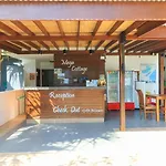 Mega Cottages
