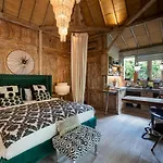 Wu Wei Ubud - Luxurious Boutique Sanctuary