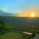Besakih Homestay