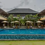 D\'Nusa Beach Club And Resort