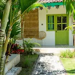 La Roja Bungalows