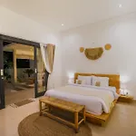 Santorini Sunset New 4 Bedroom Villa With Beautiful Rice Paddy View And A Large Pool