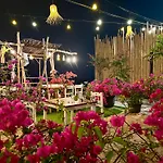 Mambo Beach Resort