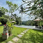 The Papas Villas