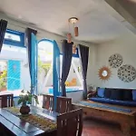 Rumah Batu