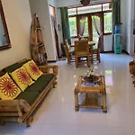 Dennis Holiday Bungalow