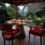 Gunung Paradis Retreat