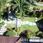 Sanshikirana House