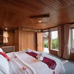 Munduk Menir Villas