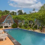Bakung Cozy Cottage