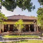 The Tanis Beach Resort Nusa Lembongan
