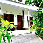 Nakula Guest House