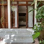 Sannyas Boutique Hotel